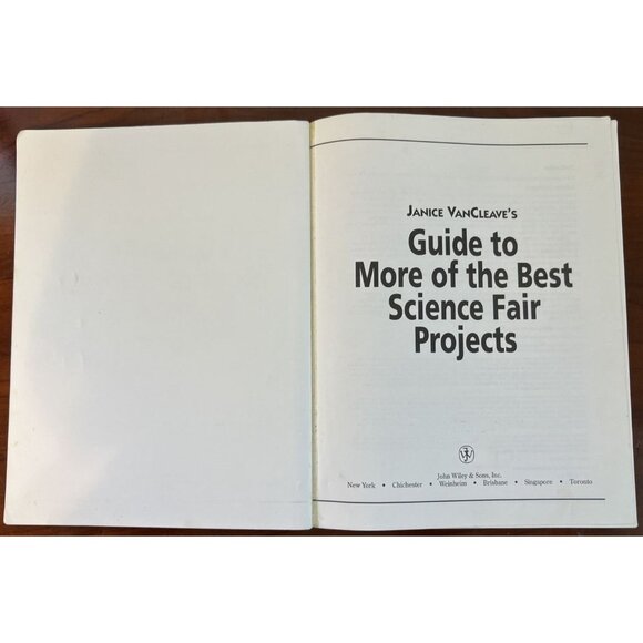 Janice VanCleave's Guide to More of the Best Science Fair Projects Paperback - Picture 2 of 5